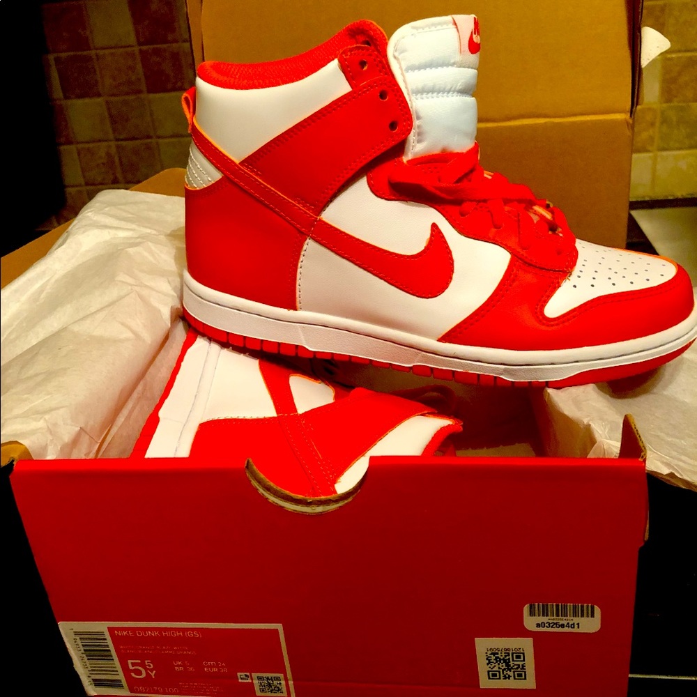 Nike sz 5 1/2